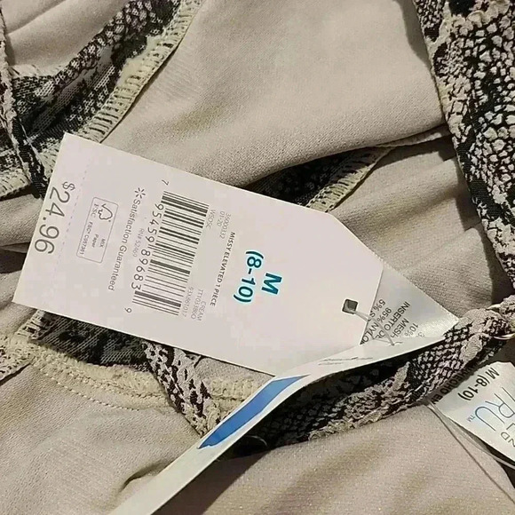 Swimsuit snakeskin  - Picture 5 of 10